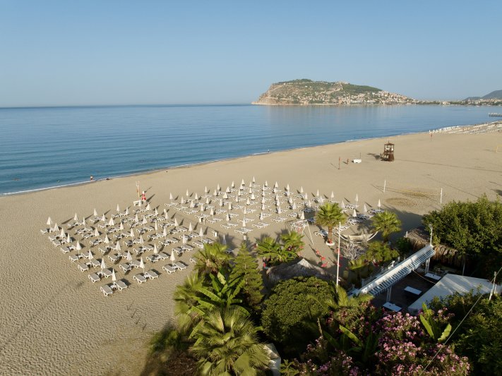 Alanya utazás Blue Wave Suite Hotel