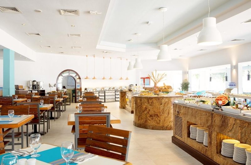 Ras Al Khaimah utazás BM Beach Resort