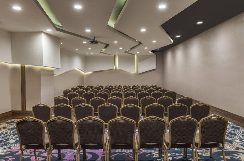 Alanya utazás Botanik Platinum