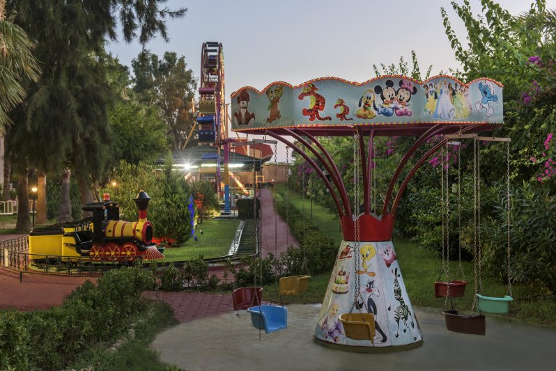 Alanya utazás Botanik Platinum