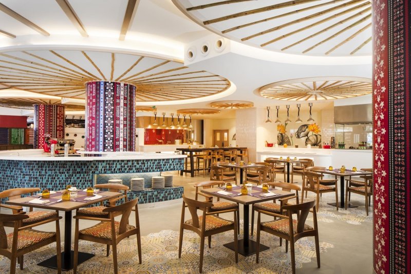 Dubai utazás Centara Mirage Beach Resort