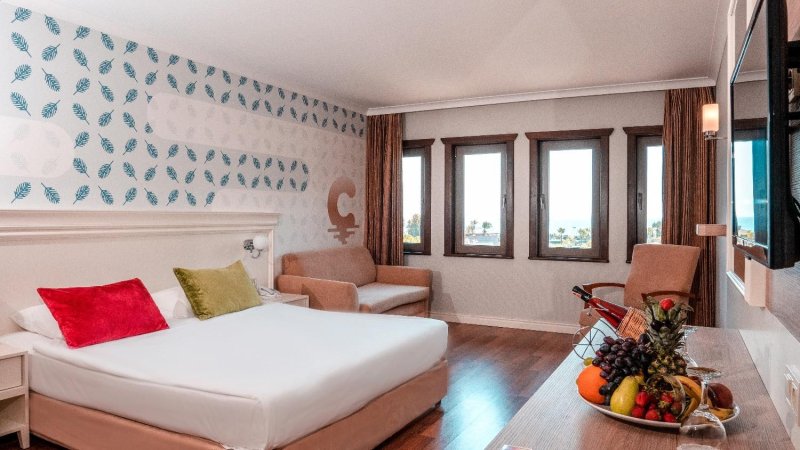 Side utazás Club Calimera Serra Palace