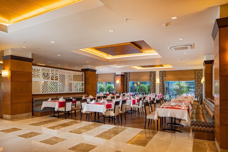 Side utazás Club Calimera Serra Palace