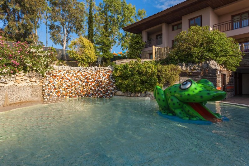 Side utazás Club Grand Side