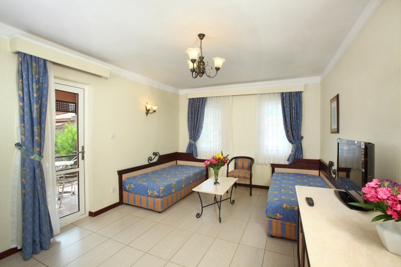 Kusadasi utazás Club Yali Resort