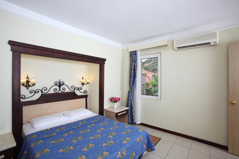 Kusadasi utazás Club Yali Resort