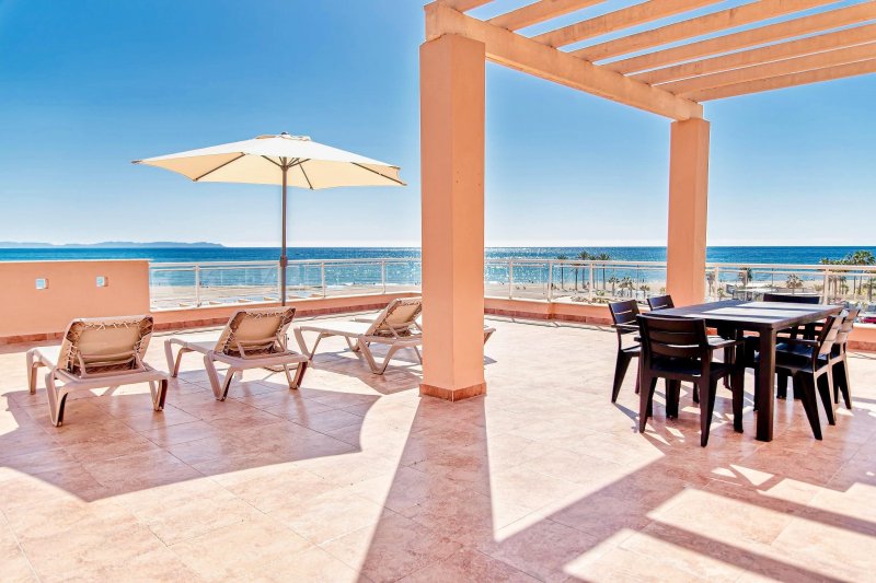 Costa de Almería utazás Colonial Mar