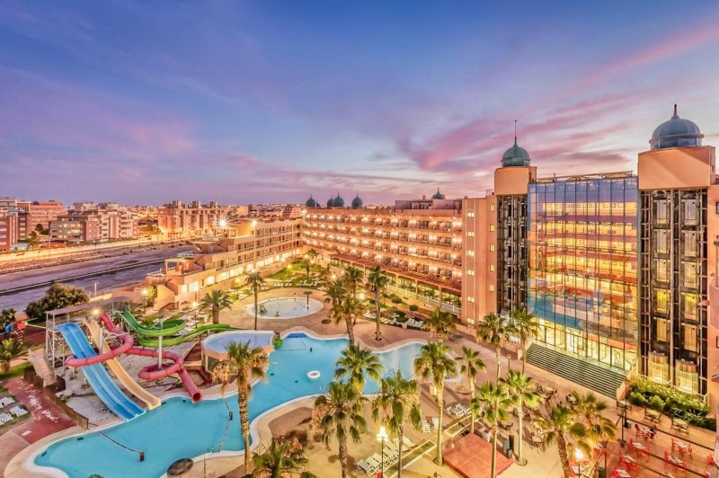 Costa de Almería utazás Colonial Mar