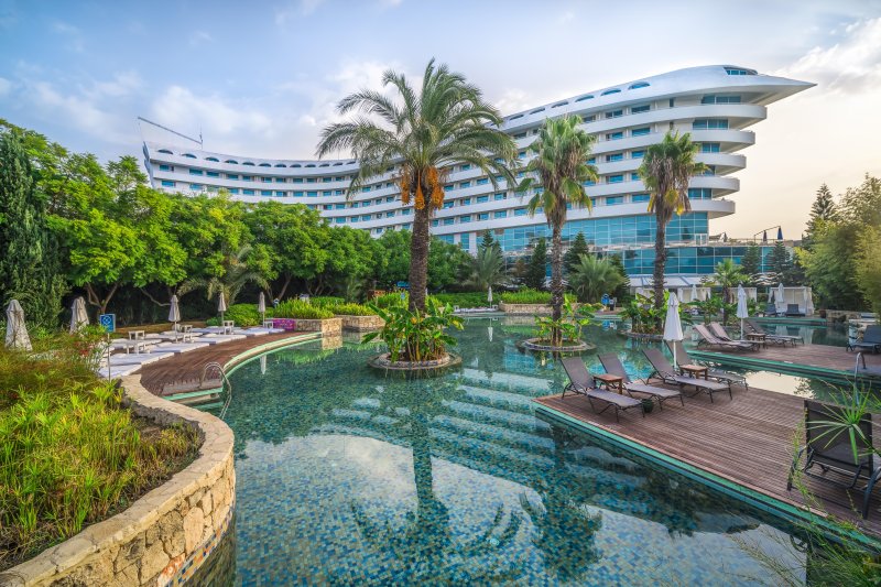 Antalya utazás Concorde De Luxe