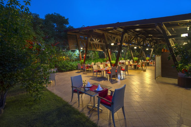 Antalya utazás Concorde De Luxe