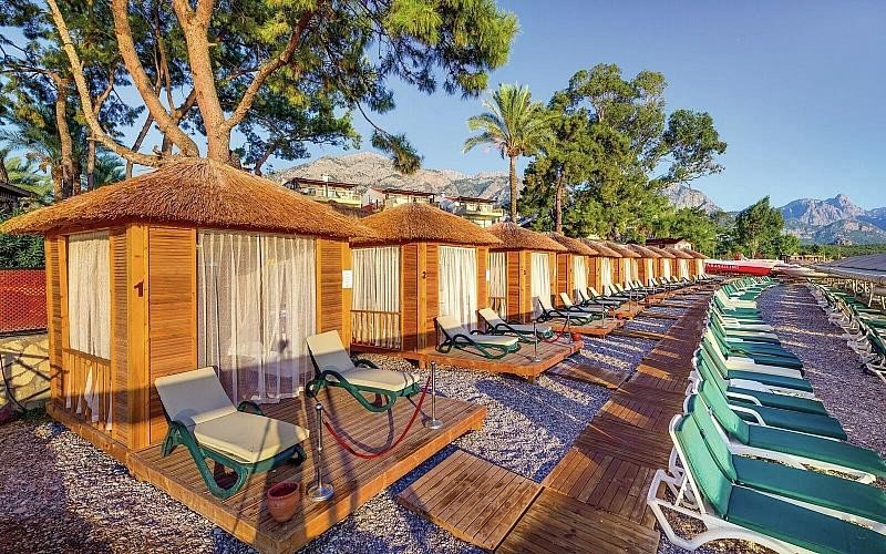 Kemer utazás Crystal Aura Beach Resort 