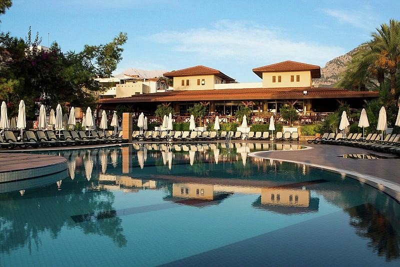 Kemer utazás Crystal Aura Beach Resort 