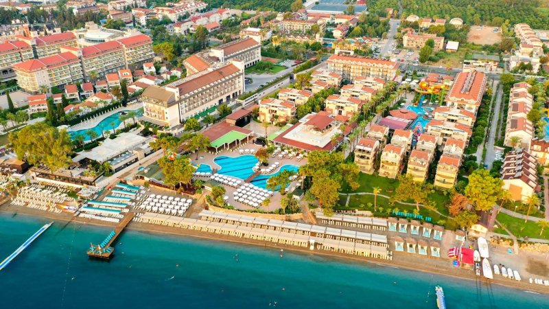 Kemer utazás Crystal Aura Beach Resort 