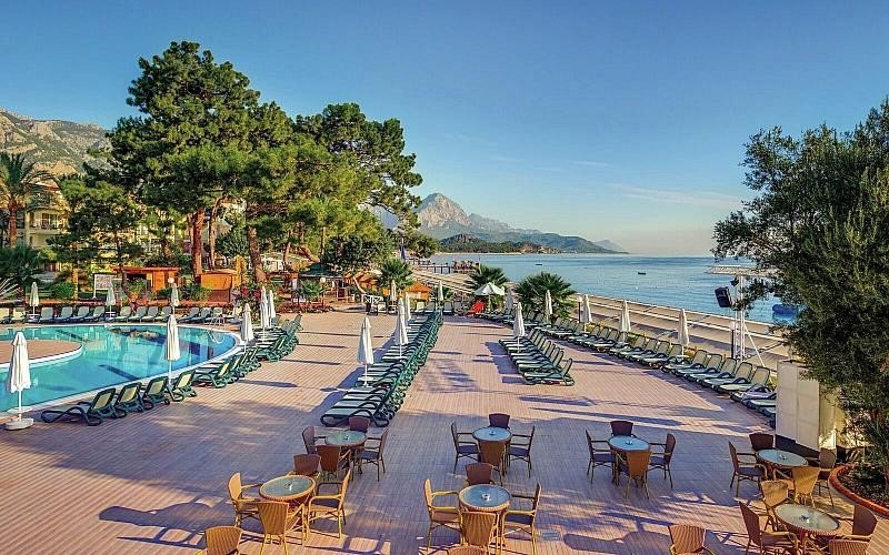 Kemer utazás Crystal Aura Beach Resort 