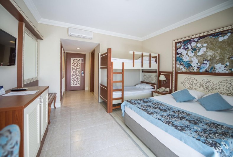 Belek utazás Crystal Paraiso Verde Resort & Spa