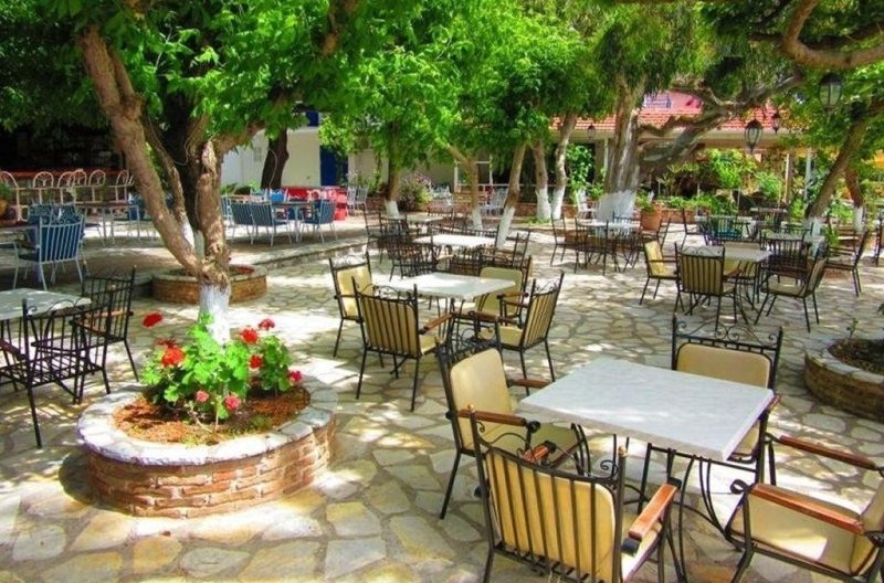 Lefkada-sziget utazás Delfini Penzion