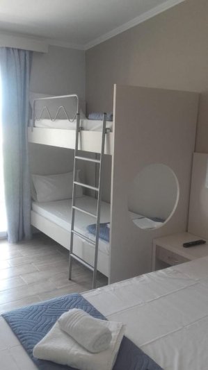 Lefkada-sziget utazás Delfini Penzion