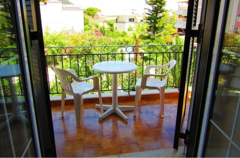 Lefkada-sziget utazás Delfini Penzion