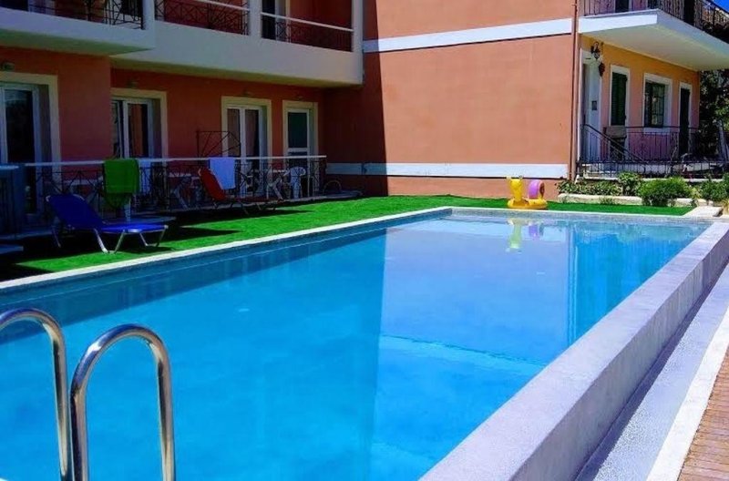 Lefkada-sziget utazás Delfini Penzion