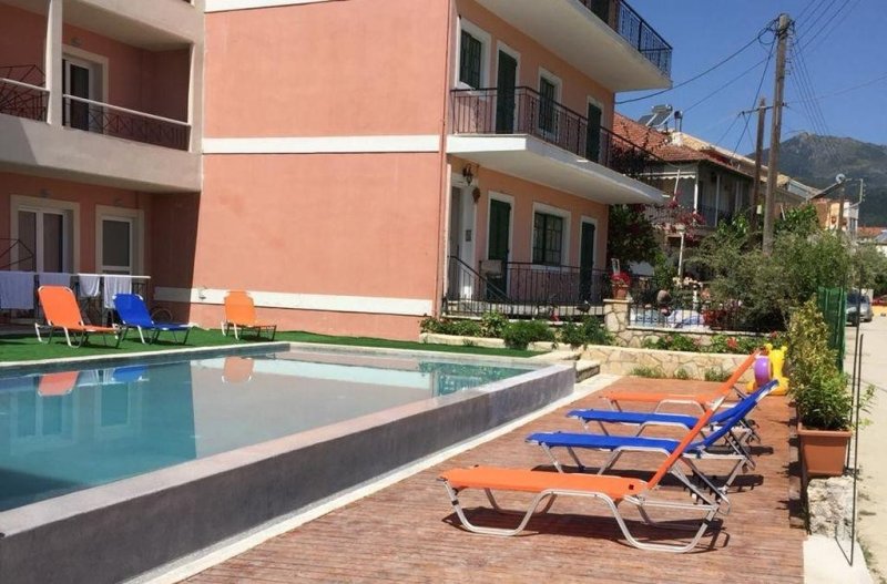 Lefkada-sziget utazás Delfini Penzion