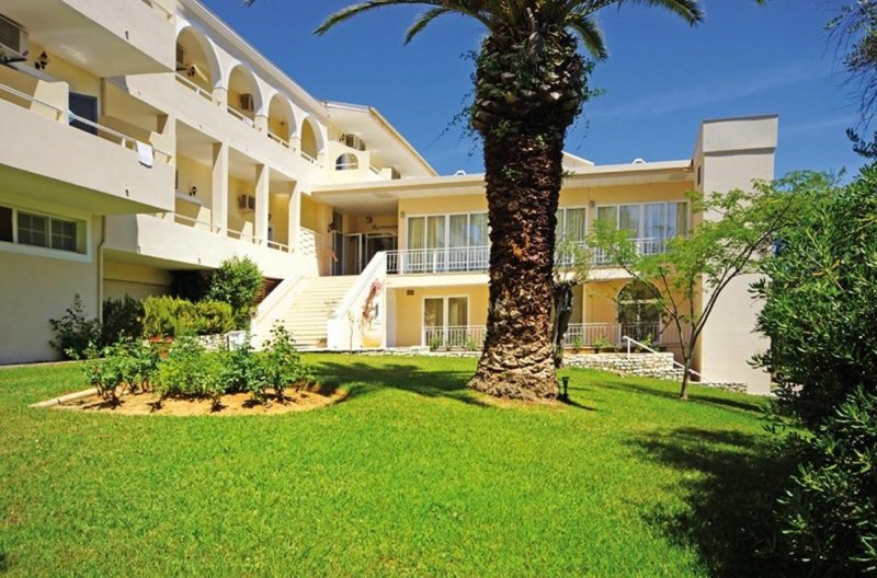 Korfu utazás Delfinia