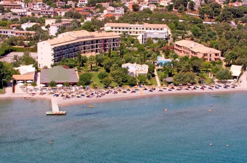 Korfu utazás Delfinia