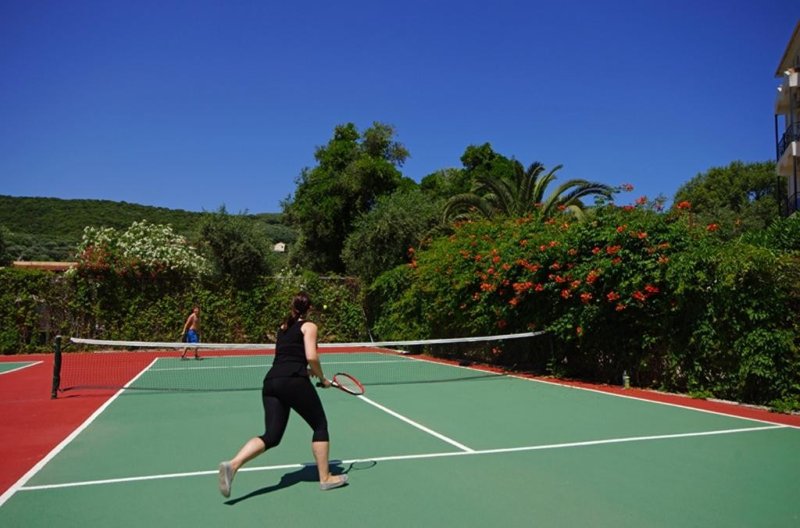 Korfu utazás Delfinia