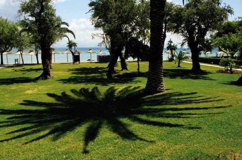 Korfu utazás Delfinia