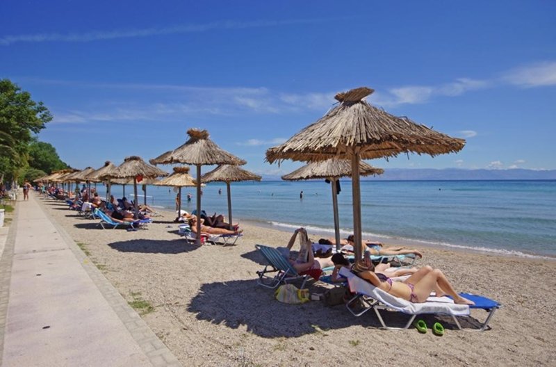 Korfu utazás Delfinia