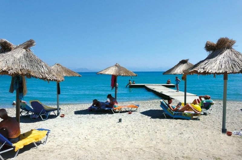 Korfu utazás Delfinia