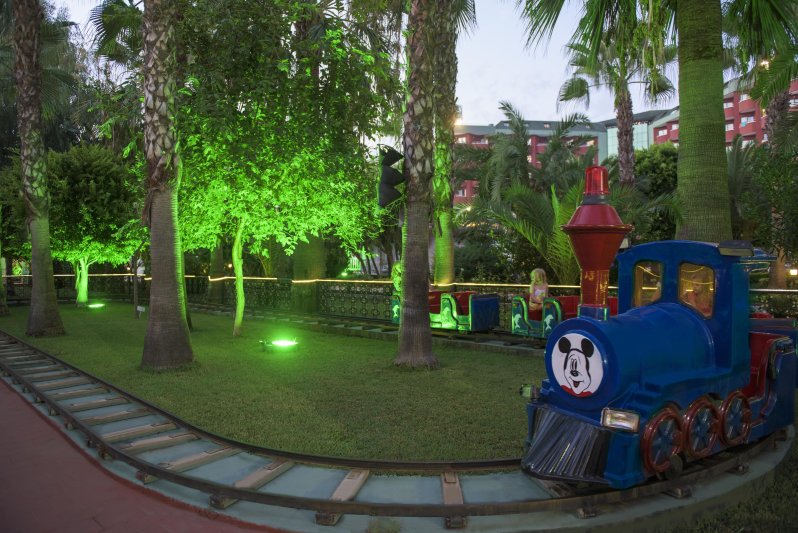 Alanya utazás Delphin Deluxe