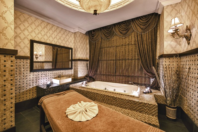 Antalya utazás Delphin Palace