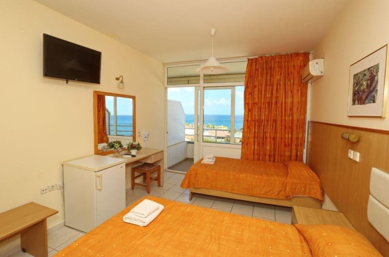 Kréta Hersonissos utazás Eri Beach Resort