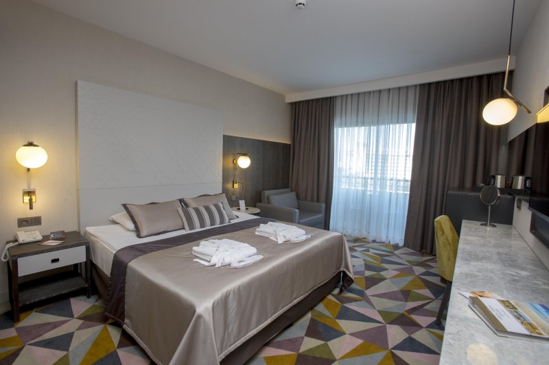 Antalya utazás Fame Residence Lara