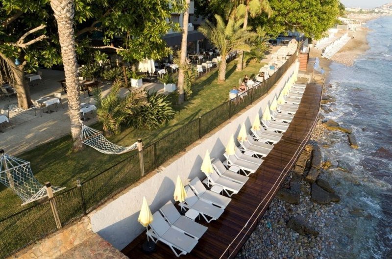 Alanya utazás Floria Beach