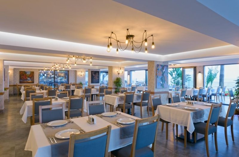 Alanya utazás Floria Beach