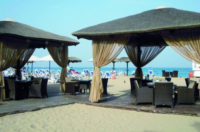 Fujairah utazás Fujairah Rotana Resort & Spa