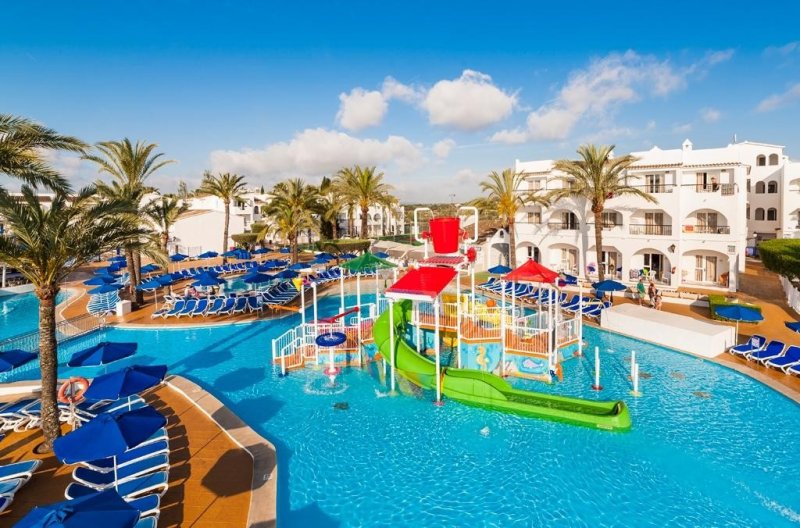 Mallorca utazás Globales Bouganvilla