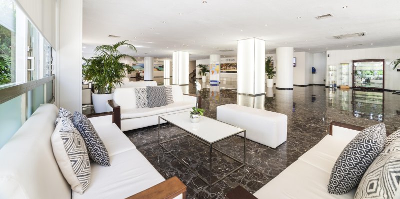 Mallorca utazás Globales Mimosa