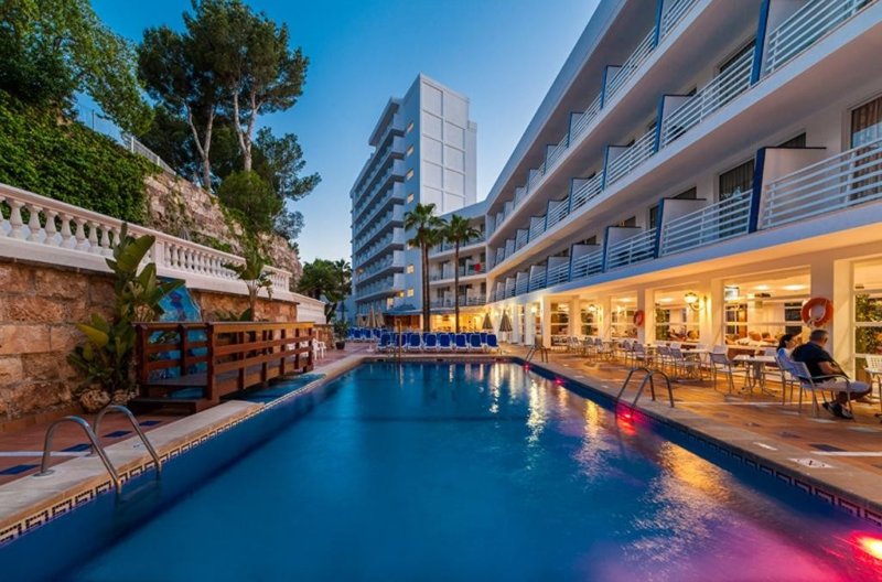 Mallorca utazás Globales Palmanova Palace 