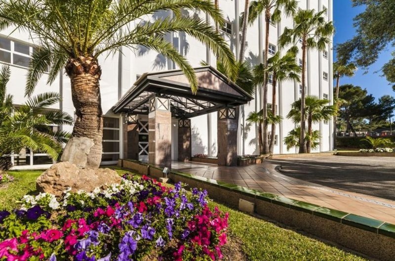 Mallorca utazás Globales Palmanova Palace 