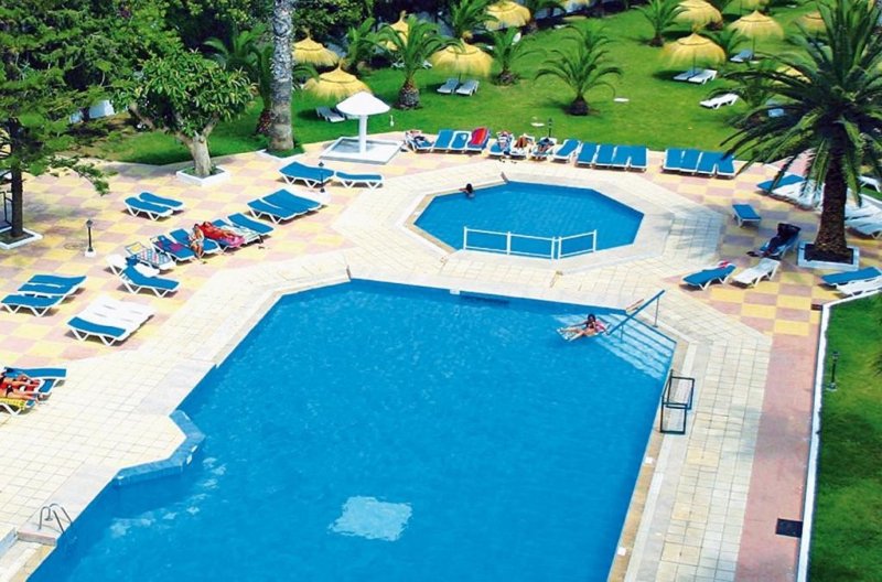 Hammamet utazás Golden Tulip Hammamet President