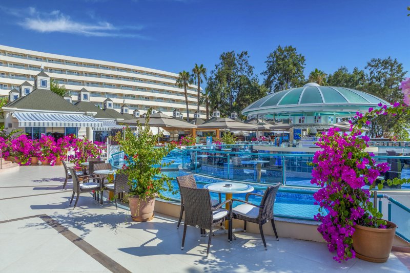 Kusadasi utazás Grand Blue Sky