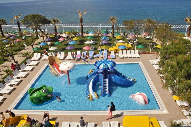 Kusadasi utazás Grand Efe