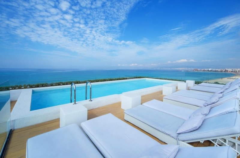 Mallorca utazás Hm Tropical