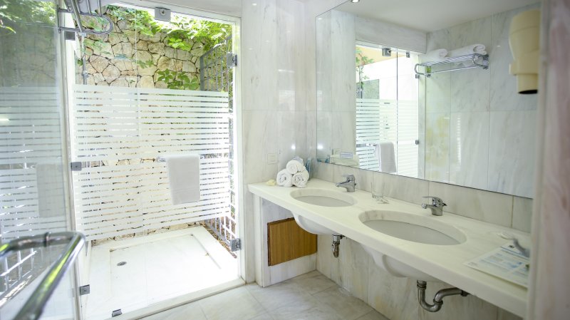 Lefkada-sziget utazás Ionian Blue