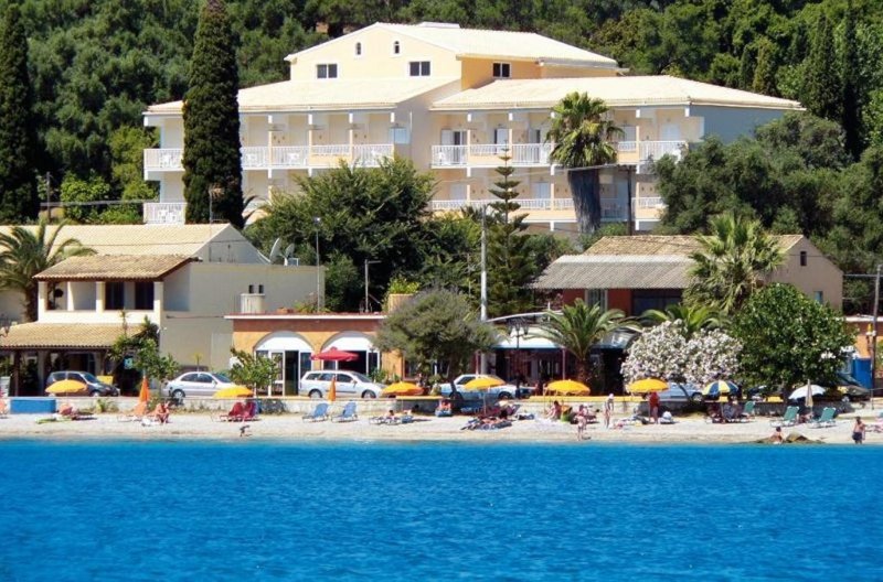 Korfu utazás Ipsos Beach