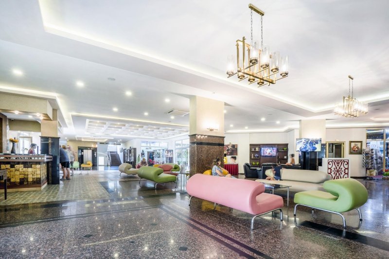 Alanya utazás Kleopatra Royal Palm