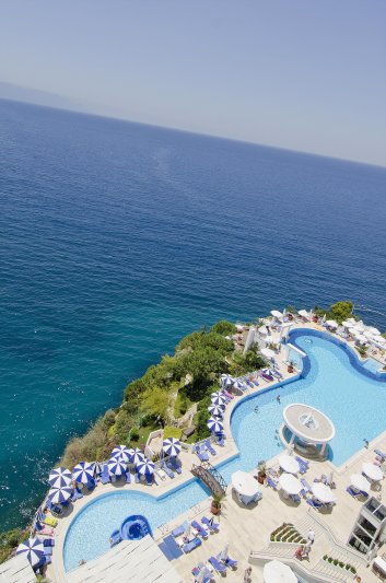 Kusadasi utazás Korumar De Luxe