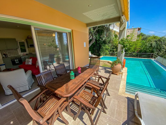 Korfu utazás La Riviera Barbati Apartments